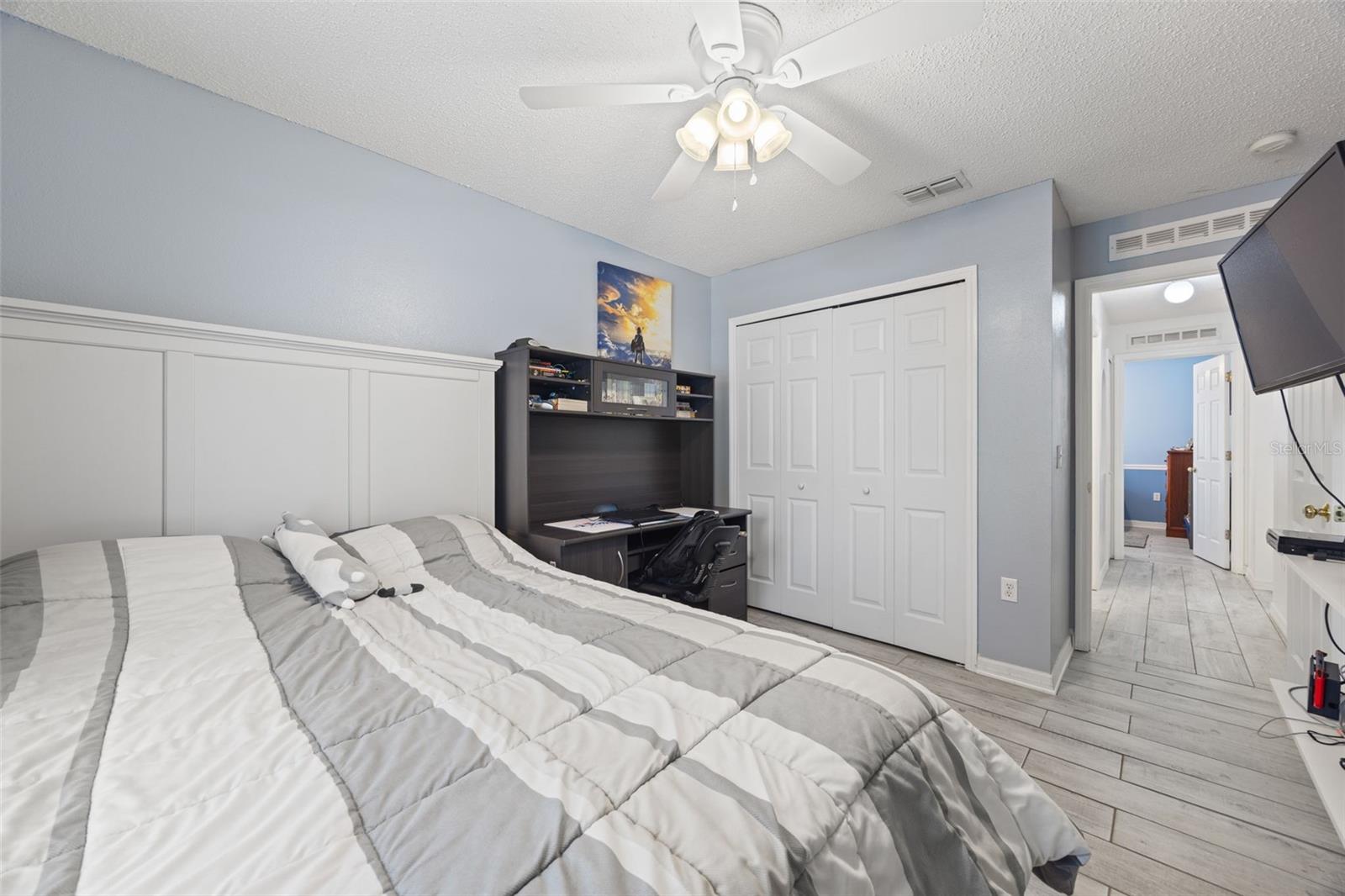 1012 BRENTON LEAF DR