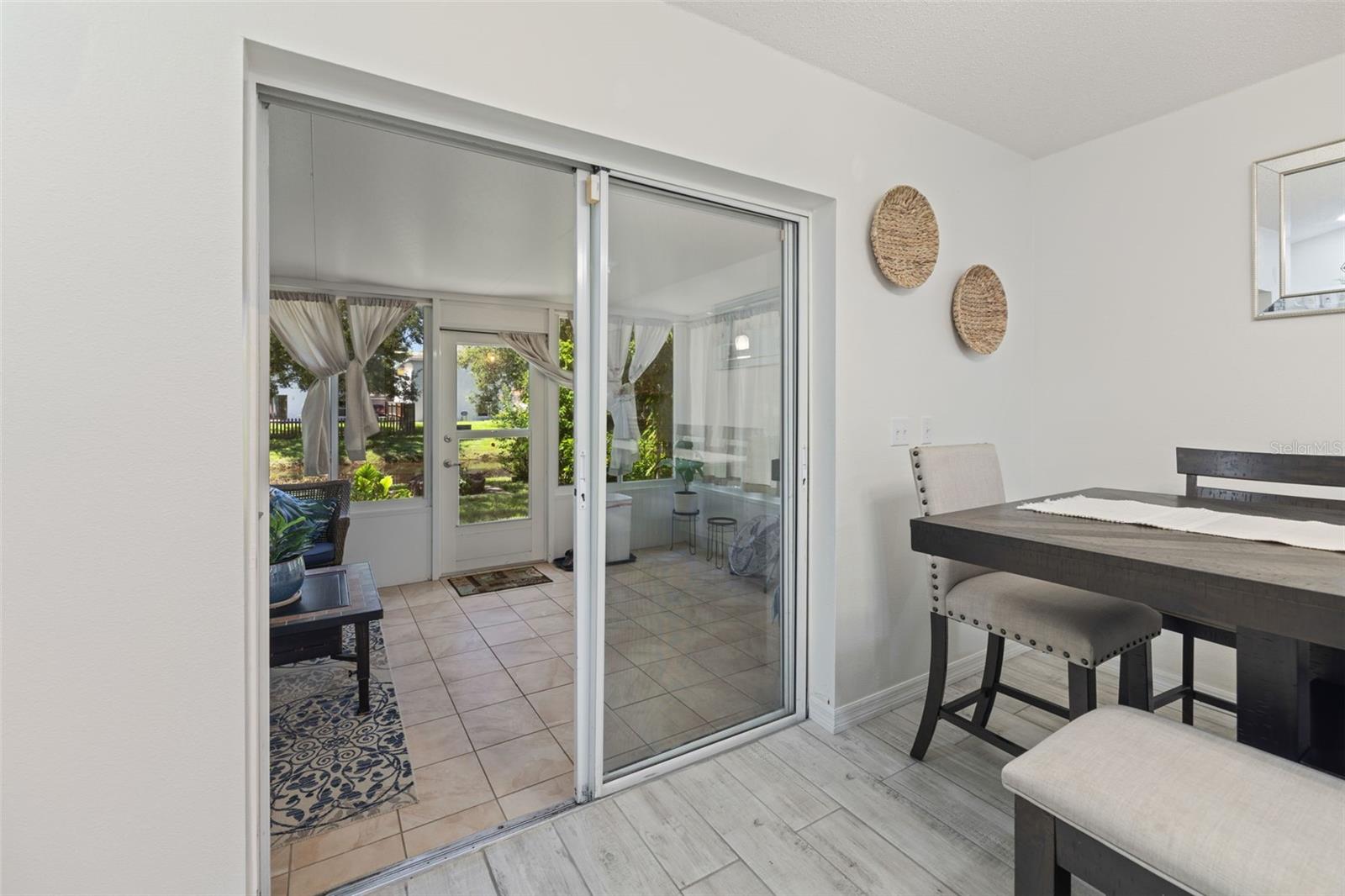 1012 BRENTON LEAF DR