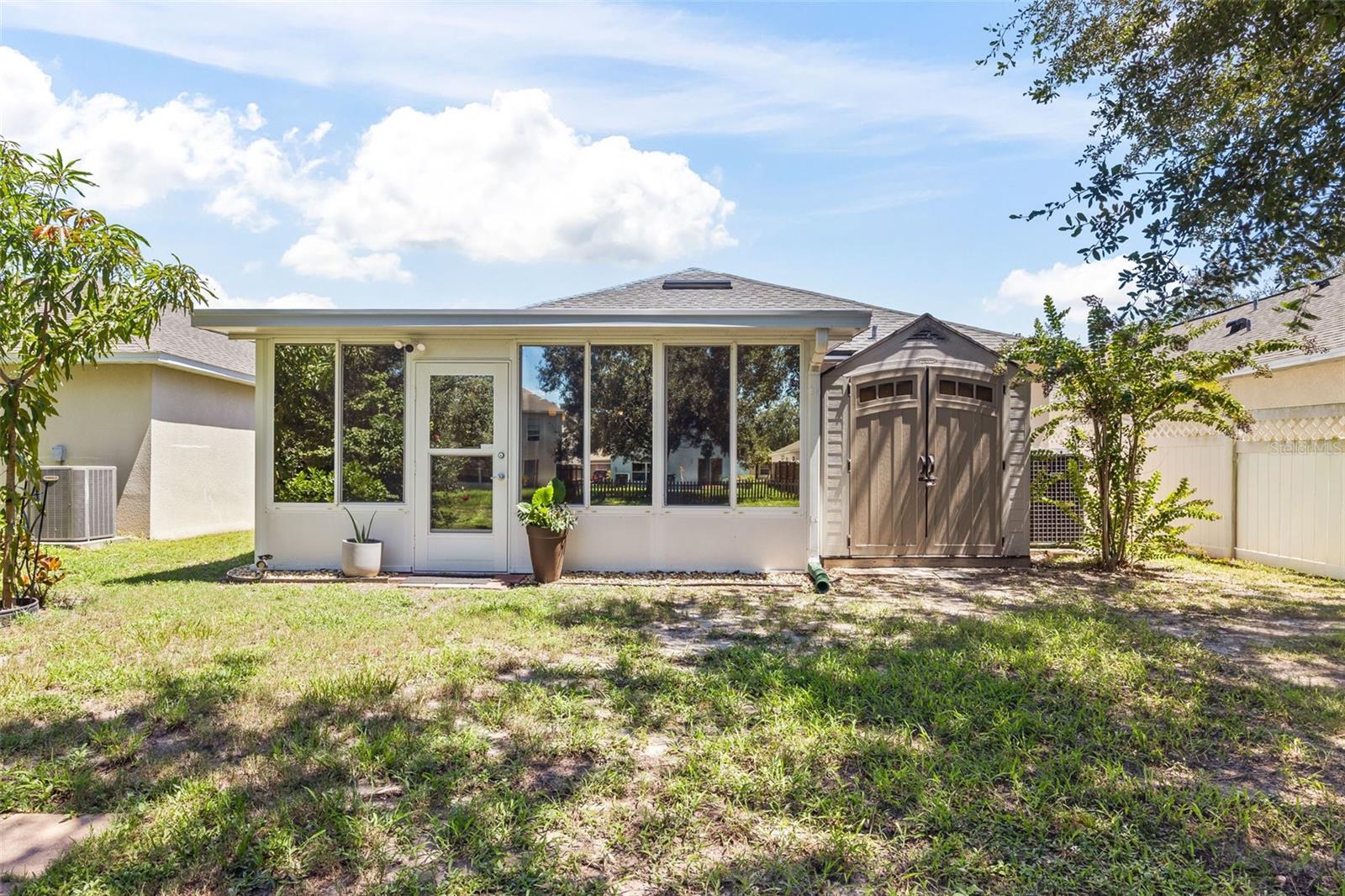 1012 BRENTON LEAF DR