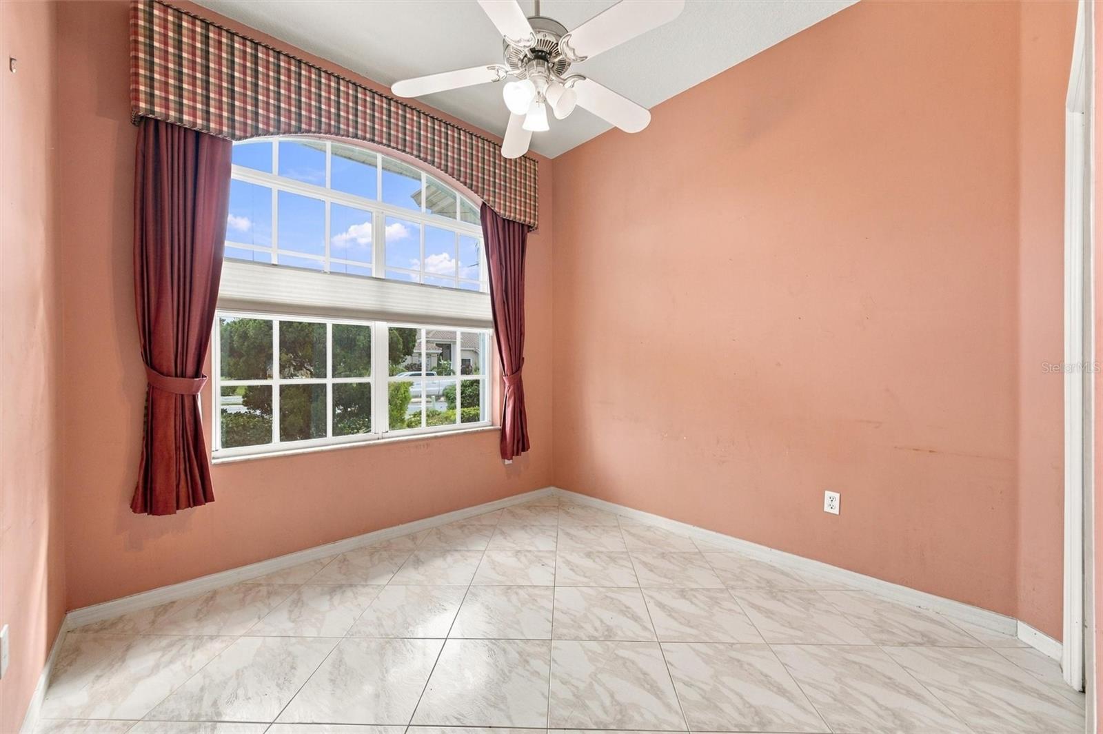 2223 PLATINUM DR