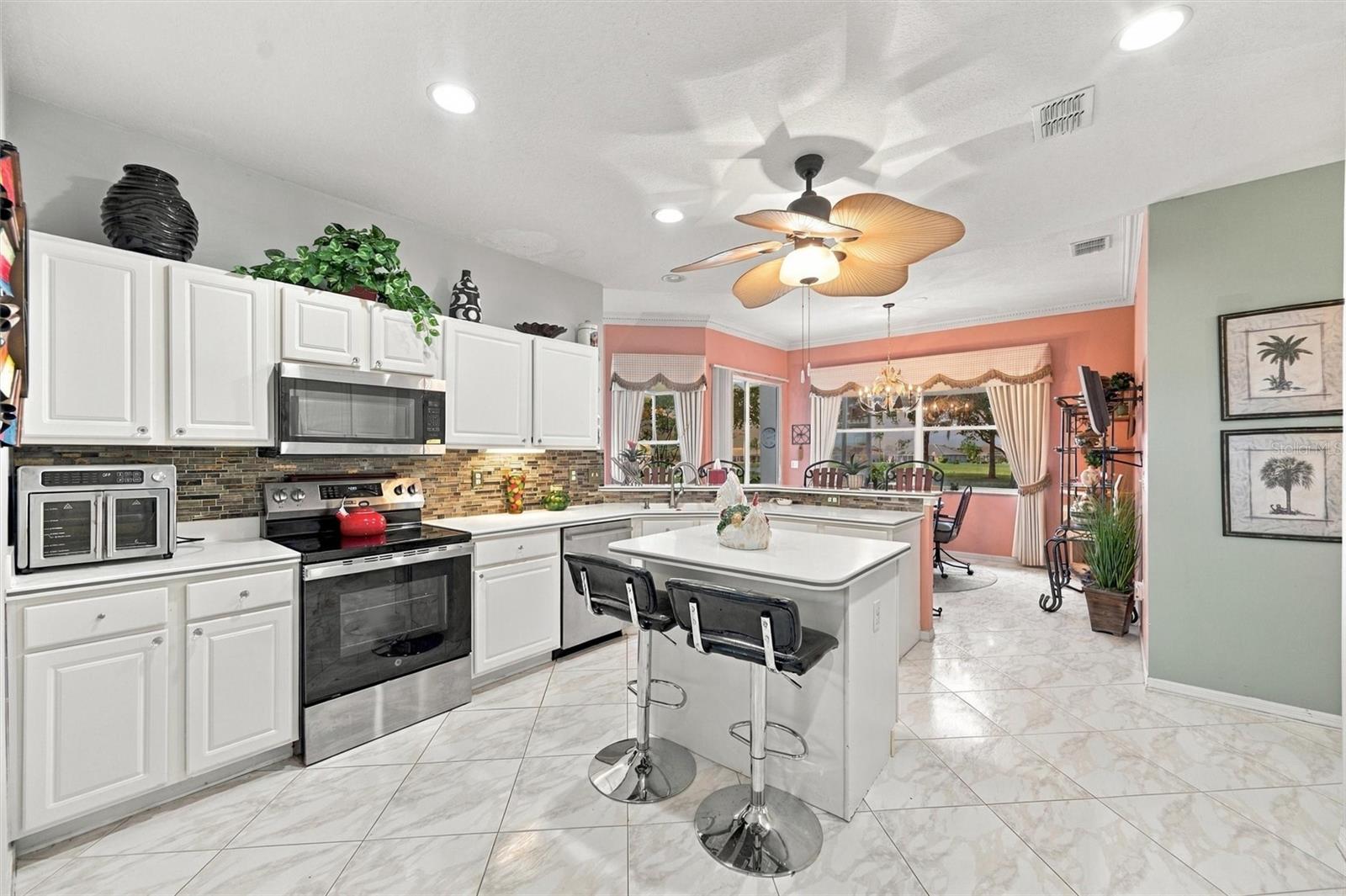 2223 PLATINUM DR