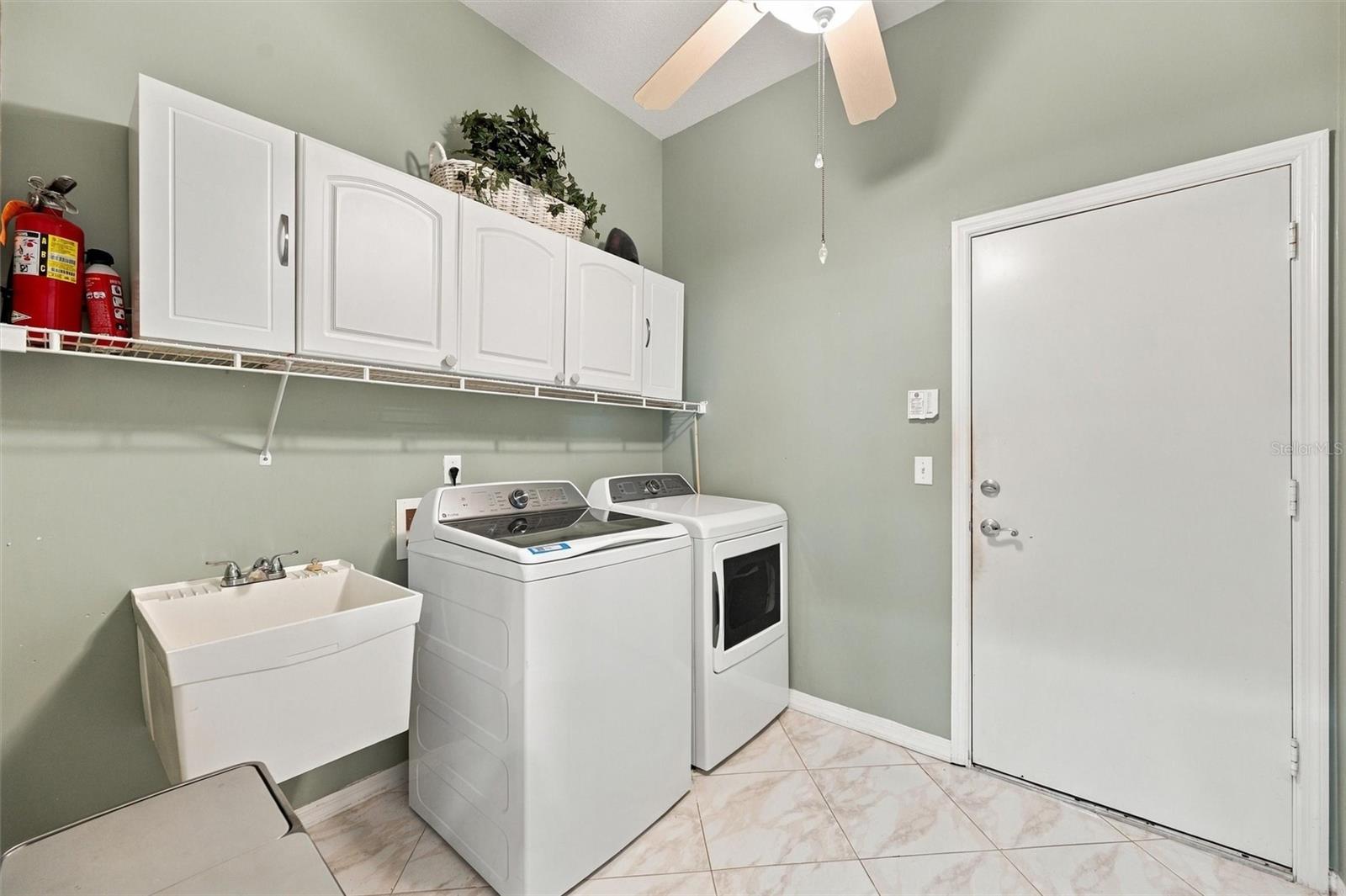 2223 PLATINUM DR