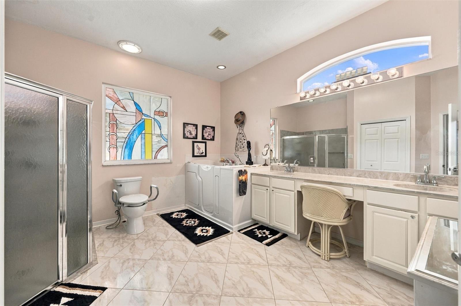 2223 PLATINUM DR