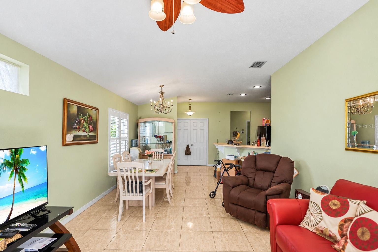 8524 CORINTHIAN WAY