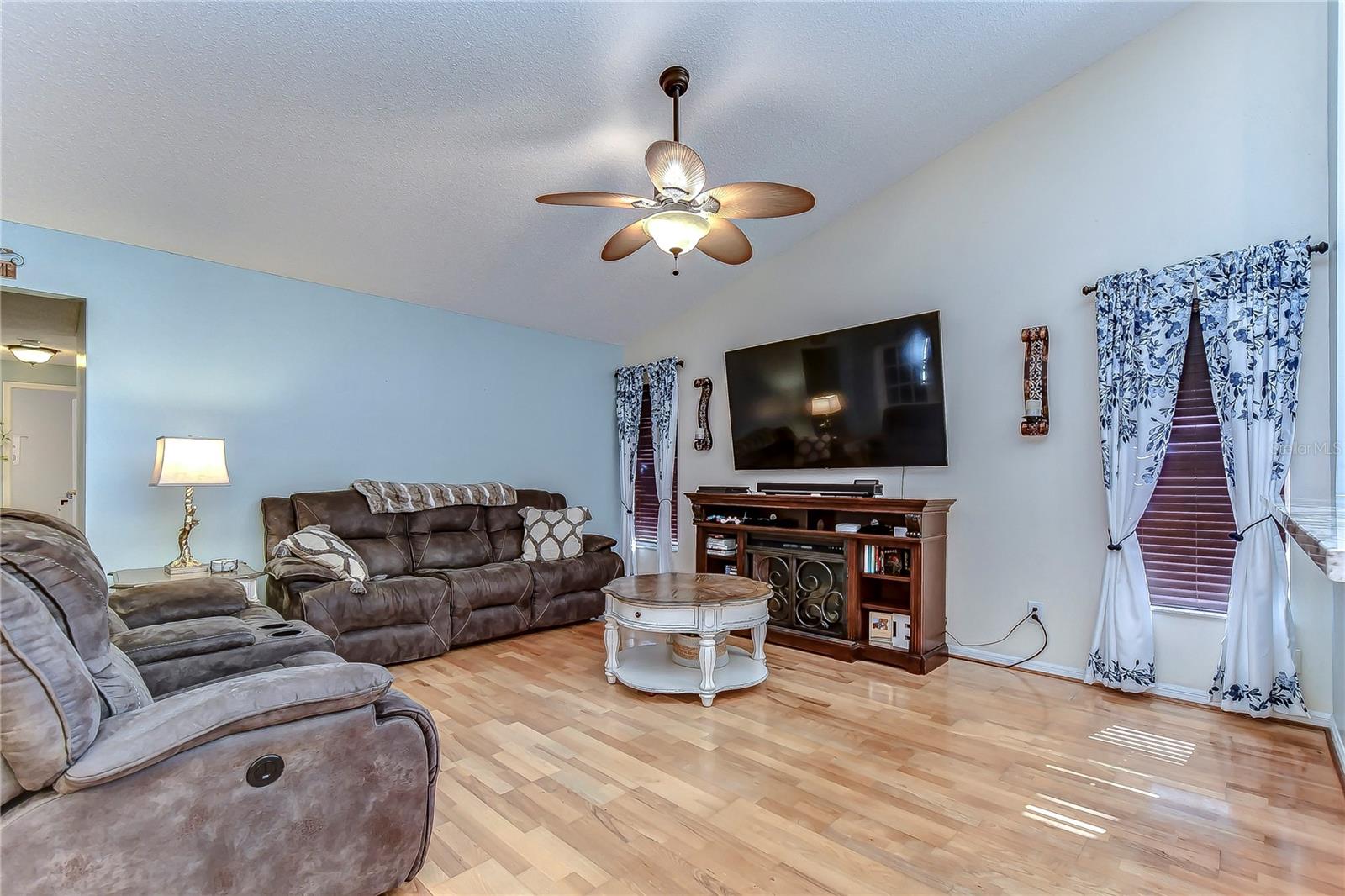 9502 SUNNYOAK DR