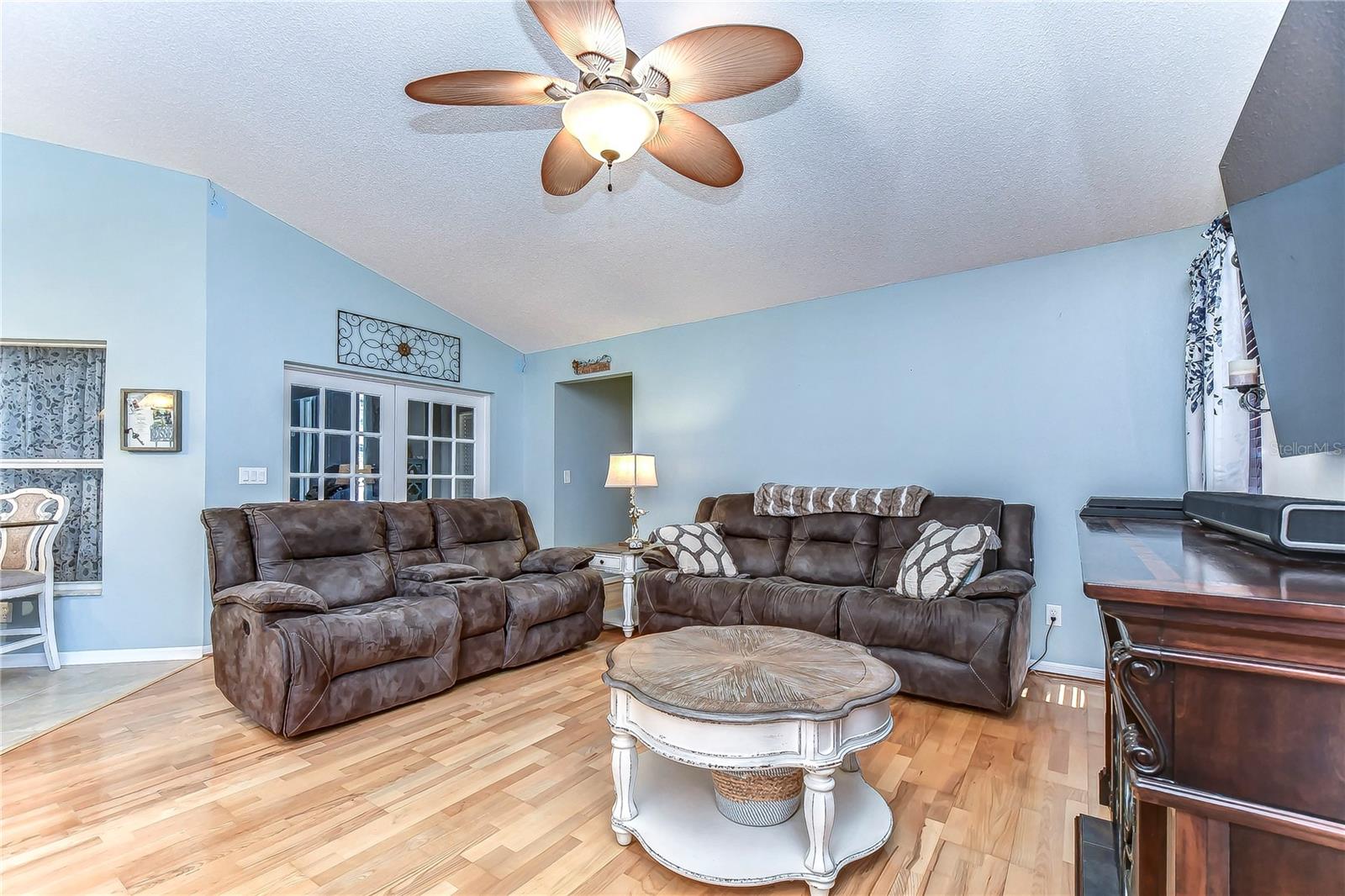 9502 SUNNYOAK DR
