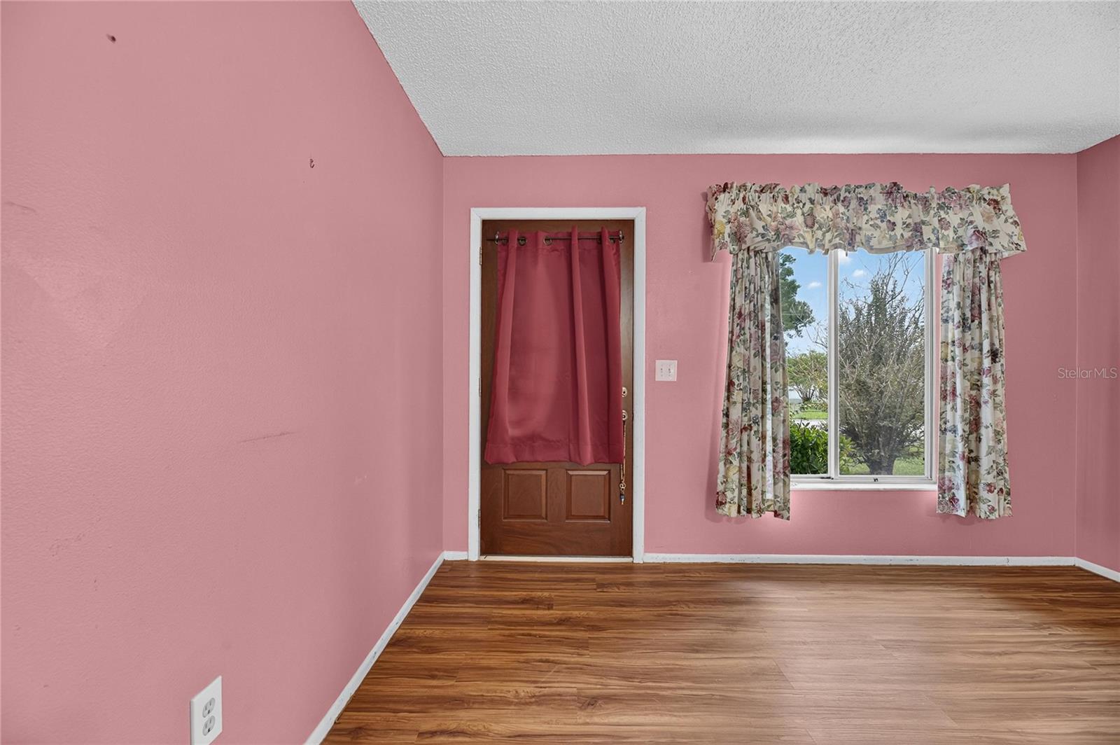 332 BRANDYWINE DR