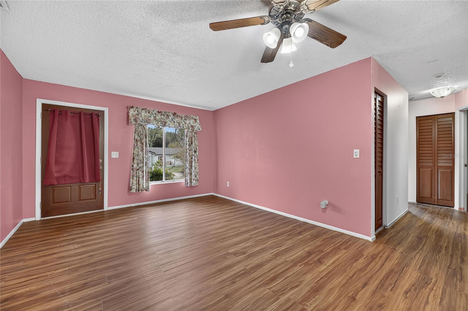 332 BRANDYWINE DR