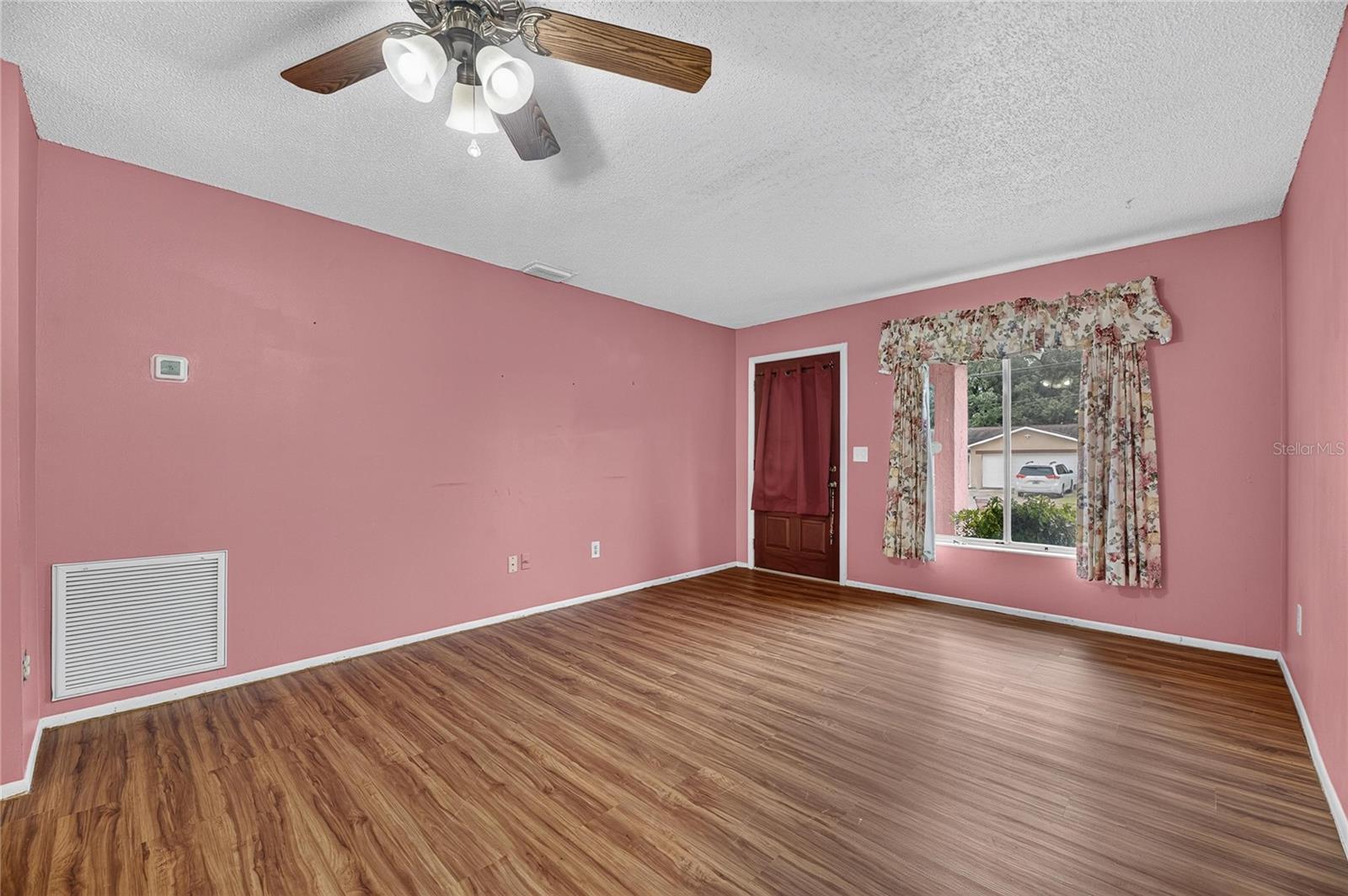 332 BRANDYWINE DR