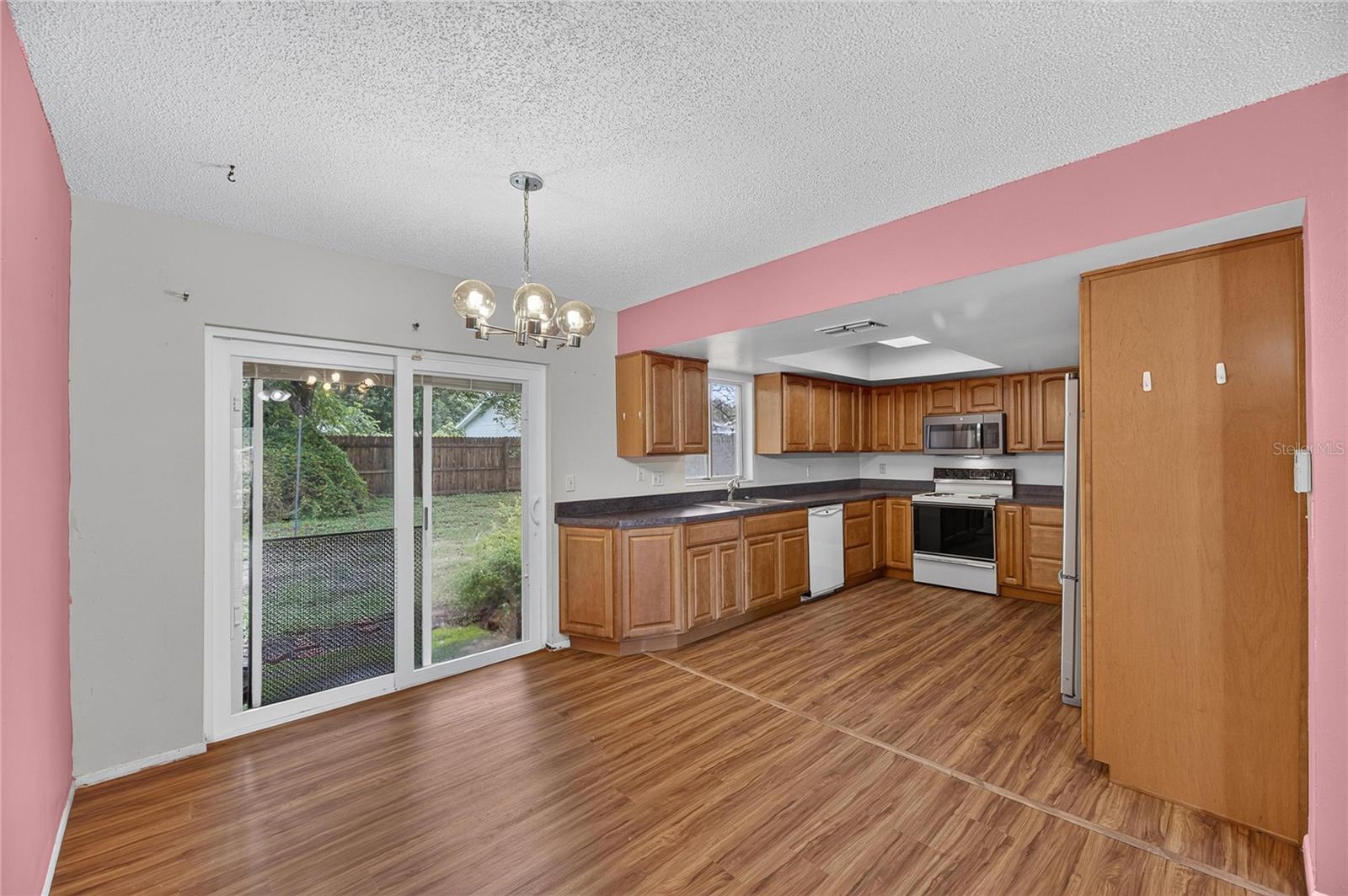 332 BRANDYWINE DR