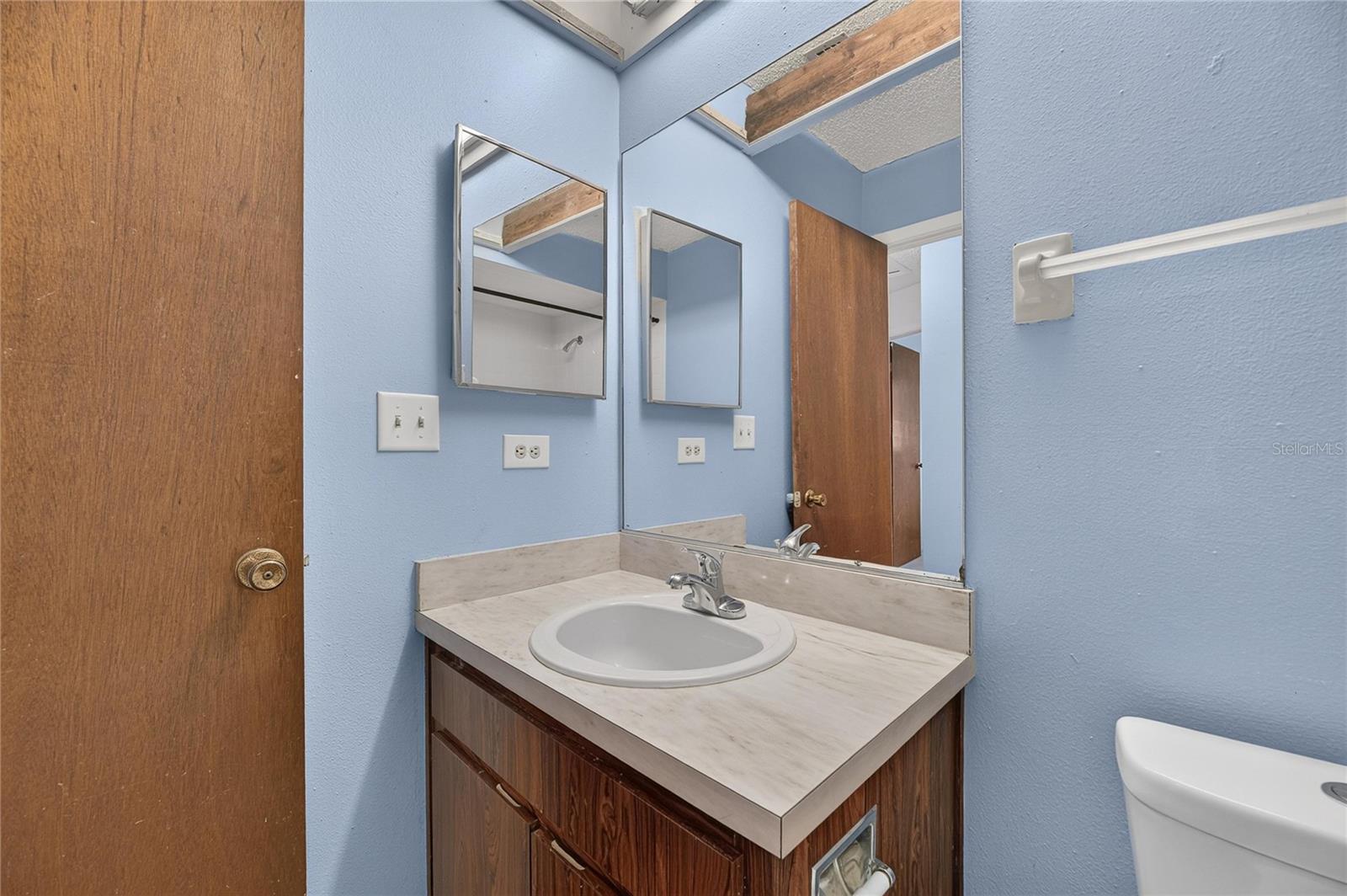 332 BRANDYWINE DR