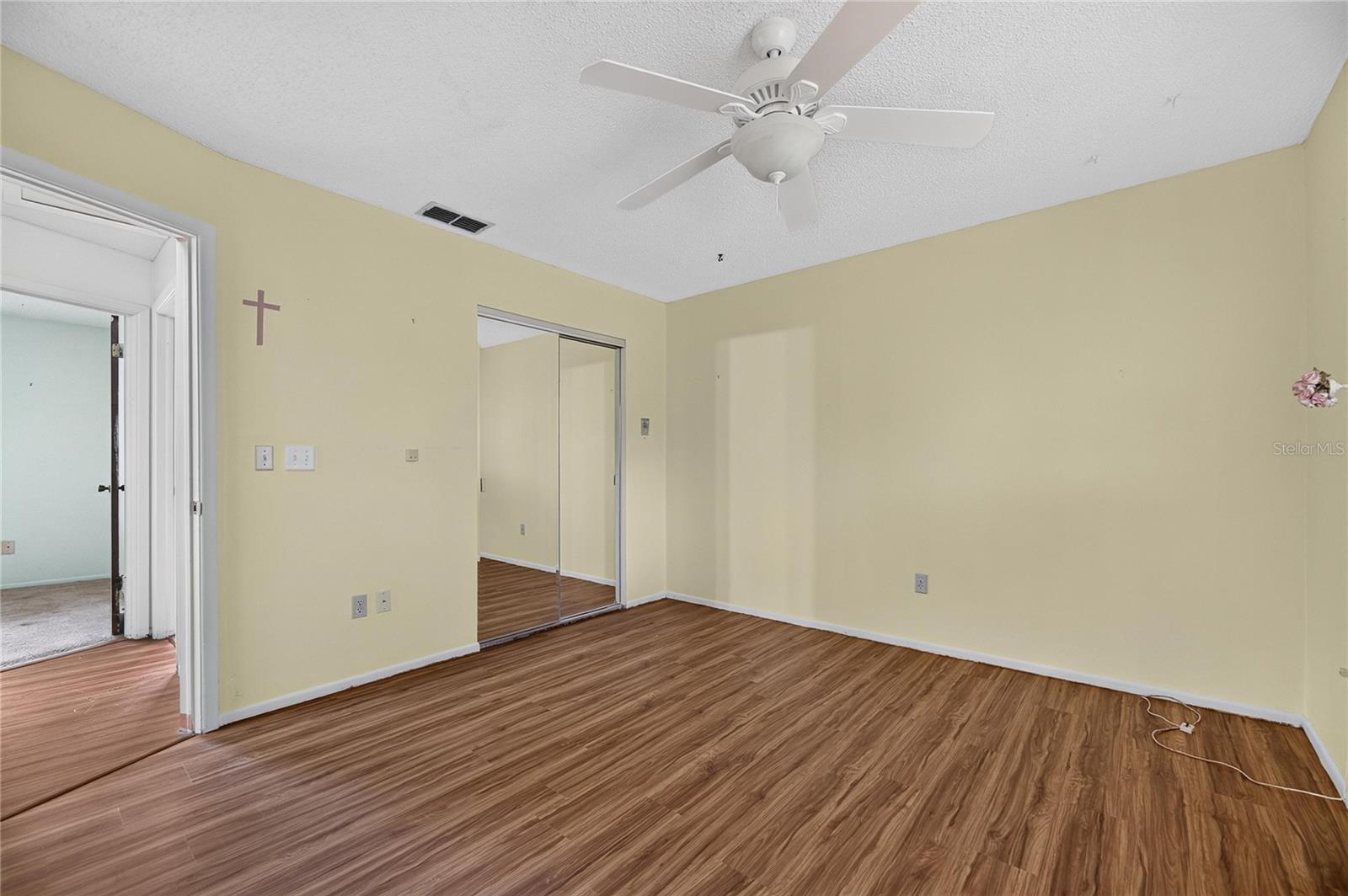 332 BRANDYWINE DR