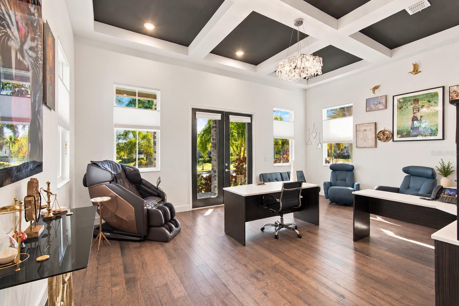 832 MANNS HARBOR DR
