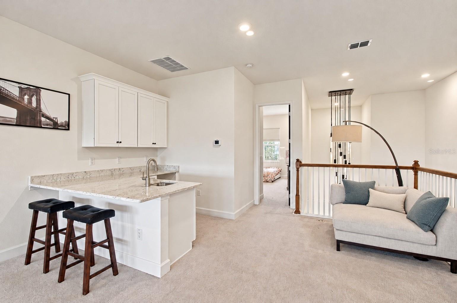 832 MANNS HARBOR DR