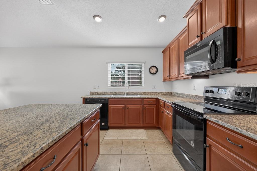 9244 FREEDOM HILL DR