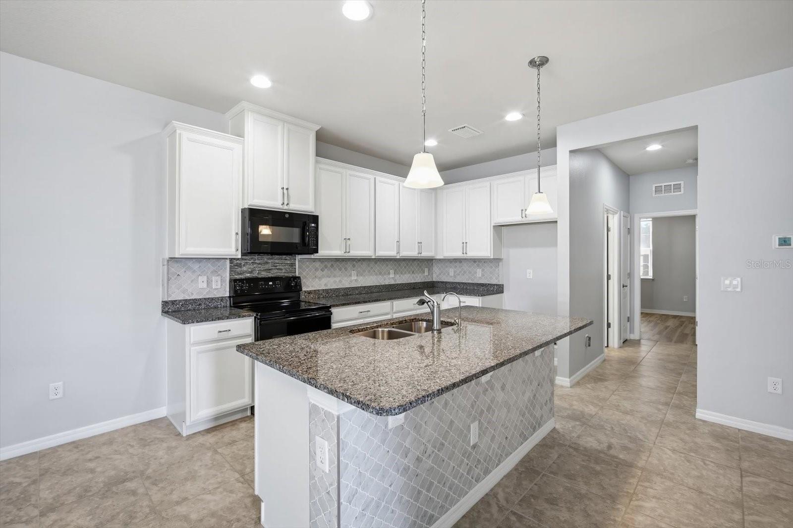 10726 HERON HIDEAWAY LOOP