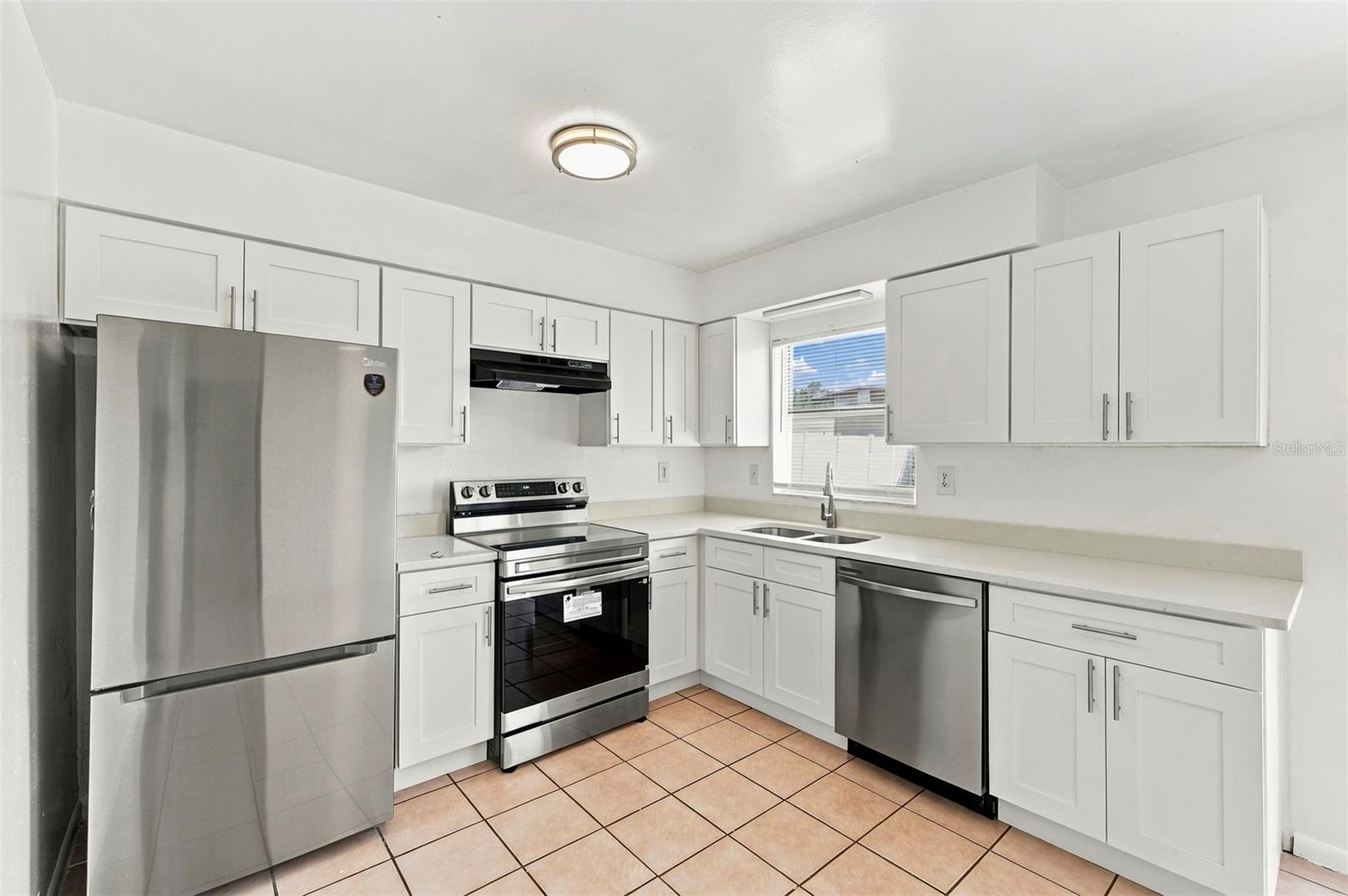 8527 GOLD RIDGE CIR