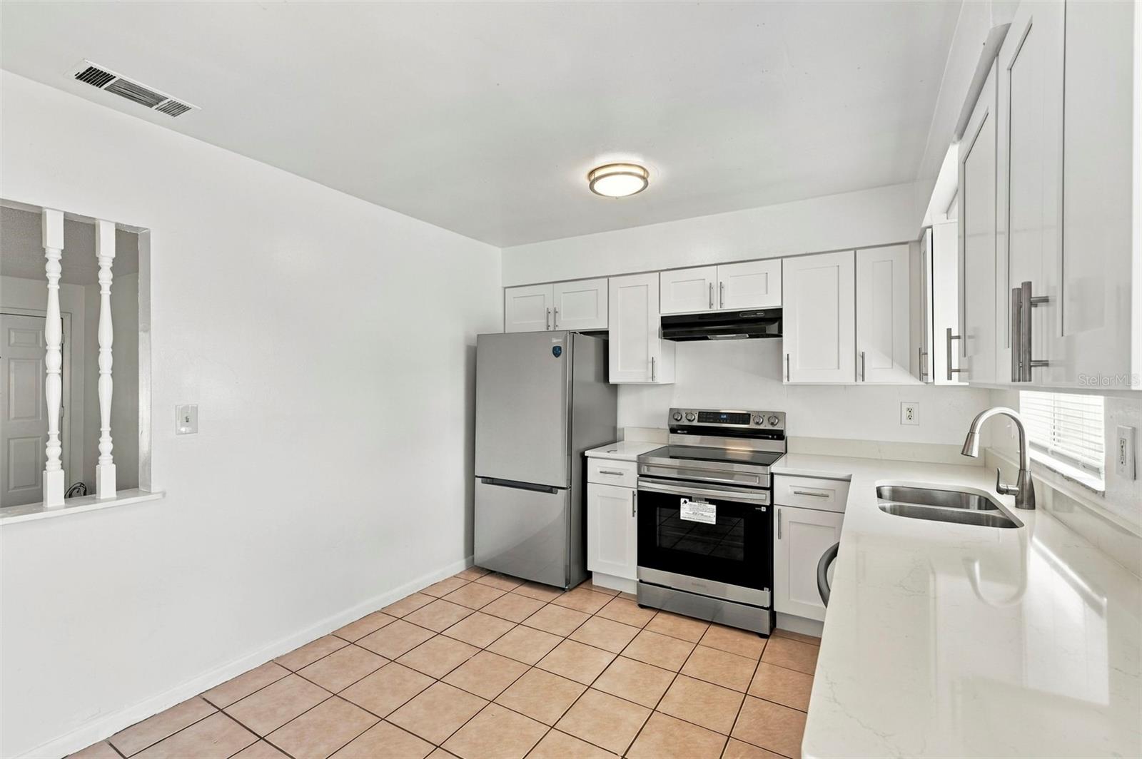 8527 GOLD RIDGE CIR