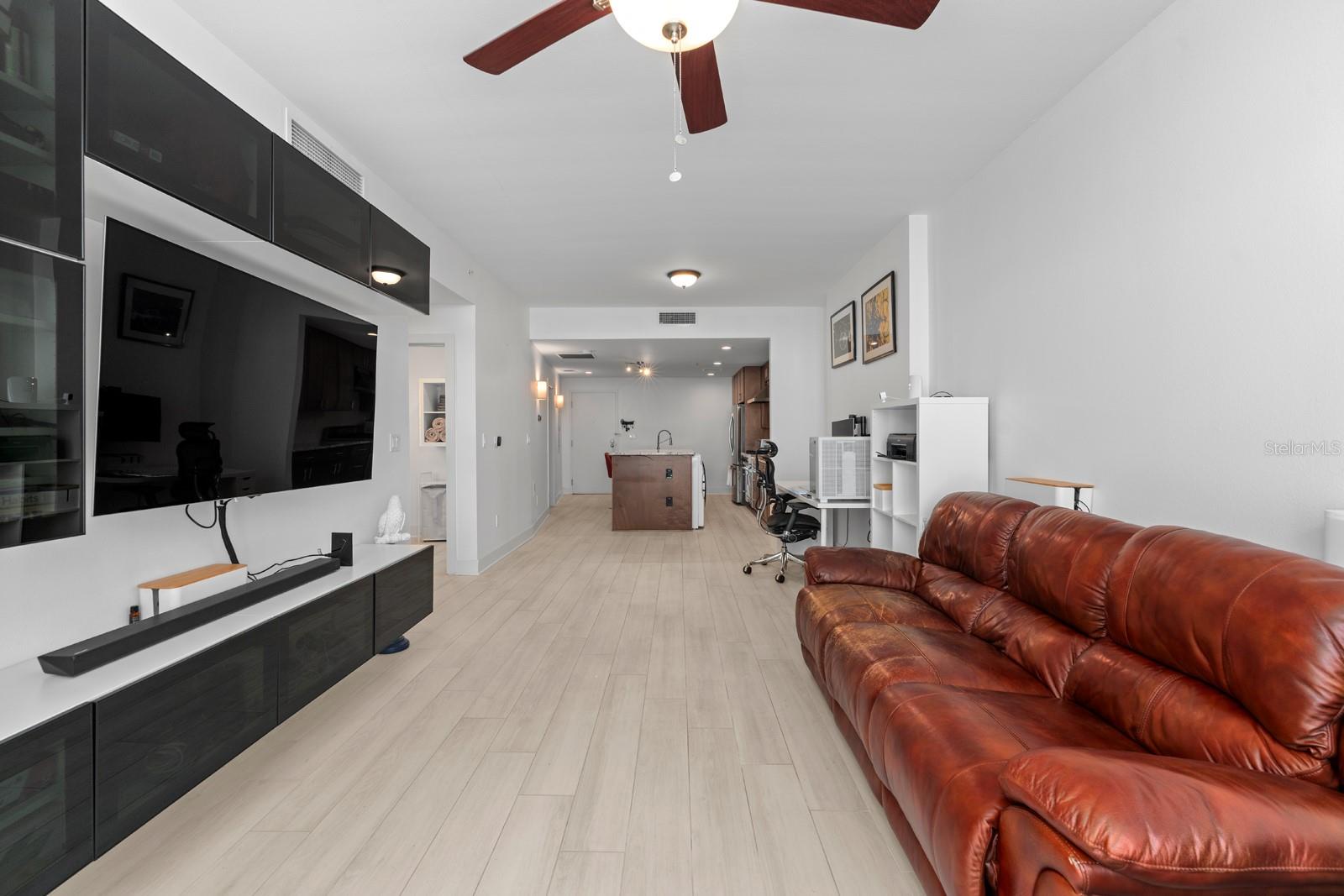 1208 E KENNEDY BLVD #723