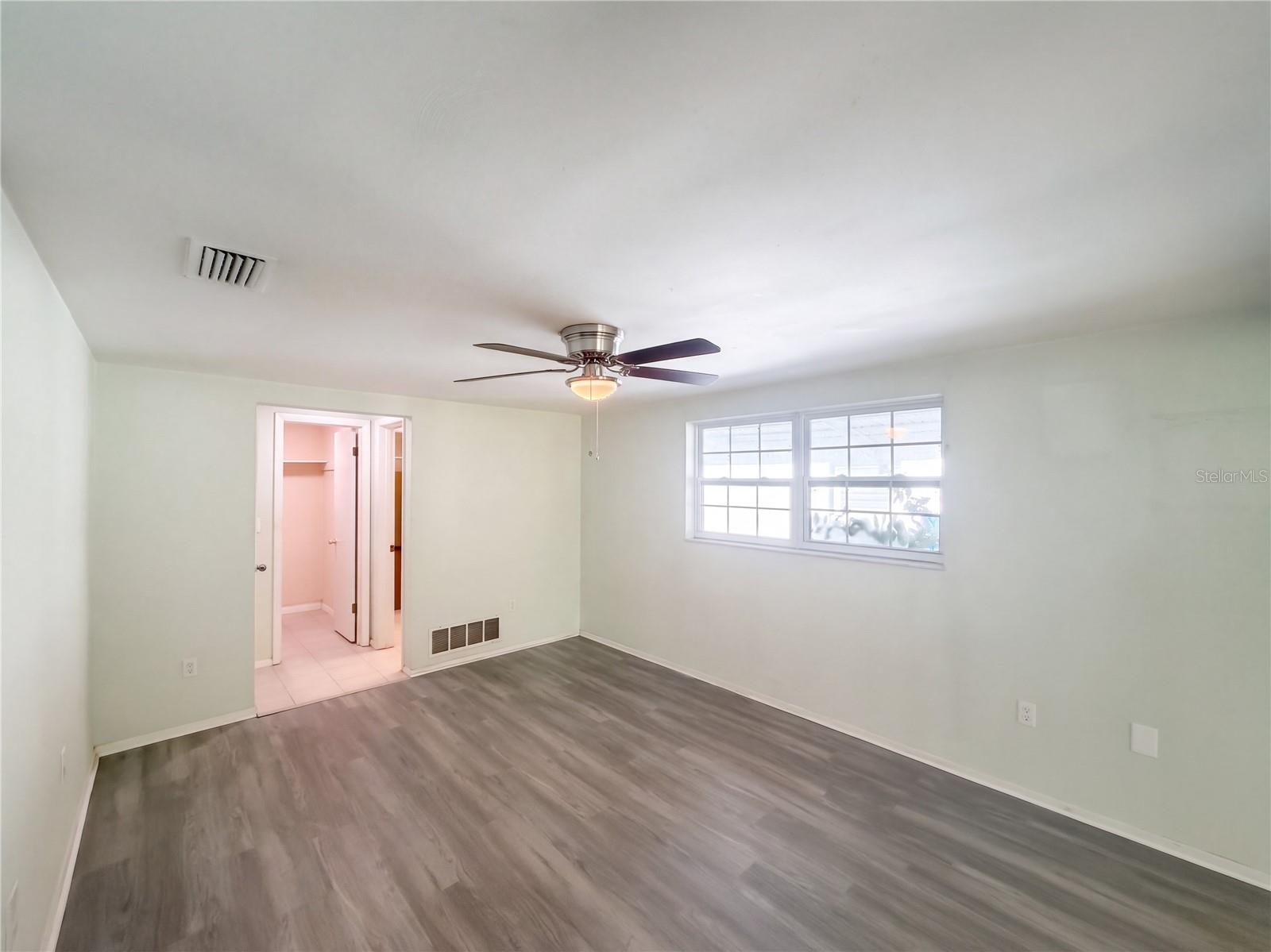 4111 WOODSVILLE DR