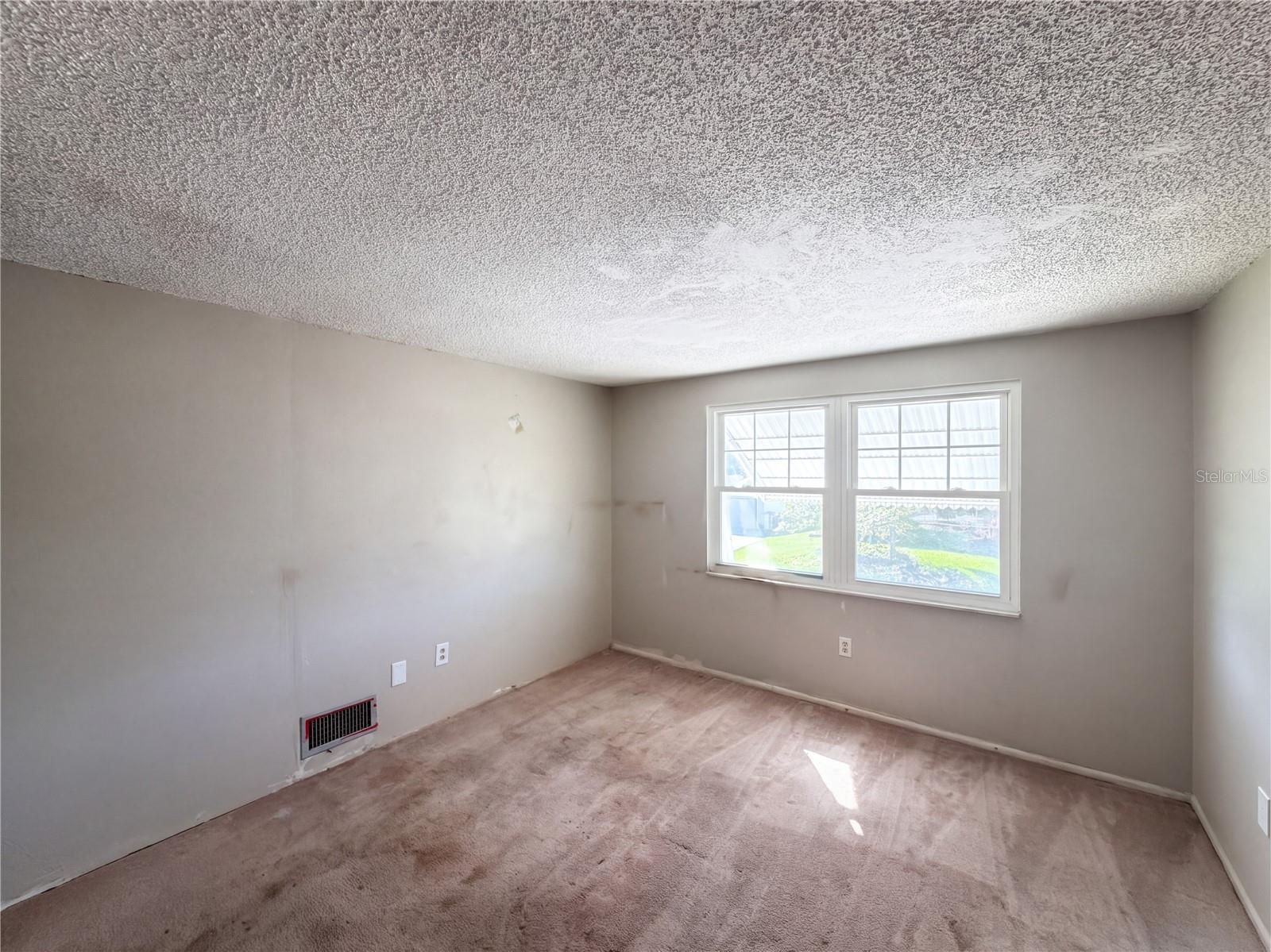 4111 WOODSVILLE DR