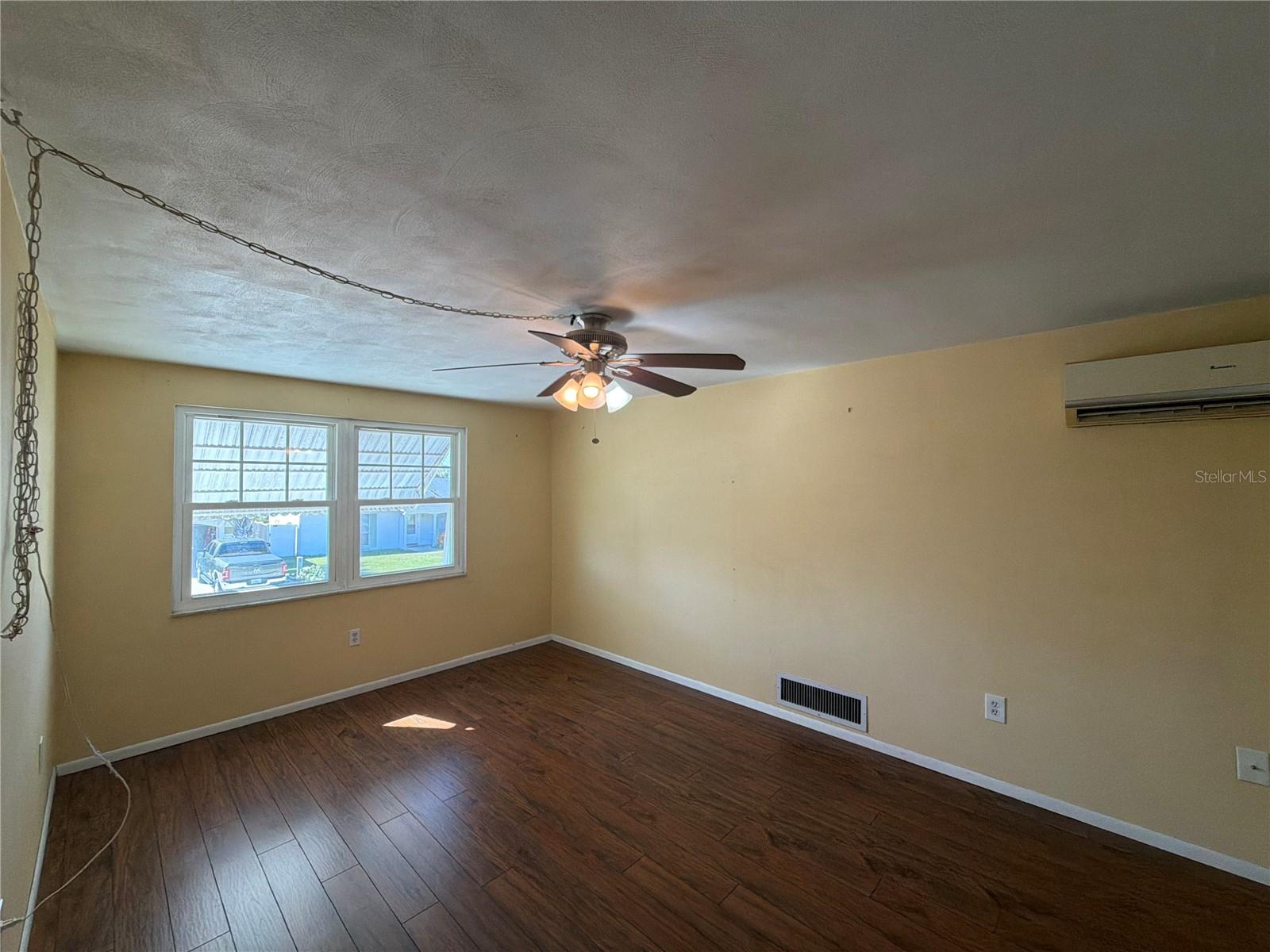 4111 WOODSVILLE DR