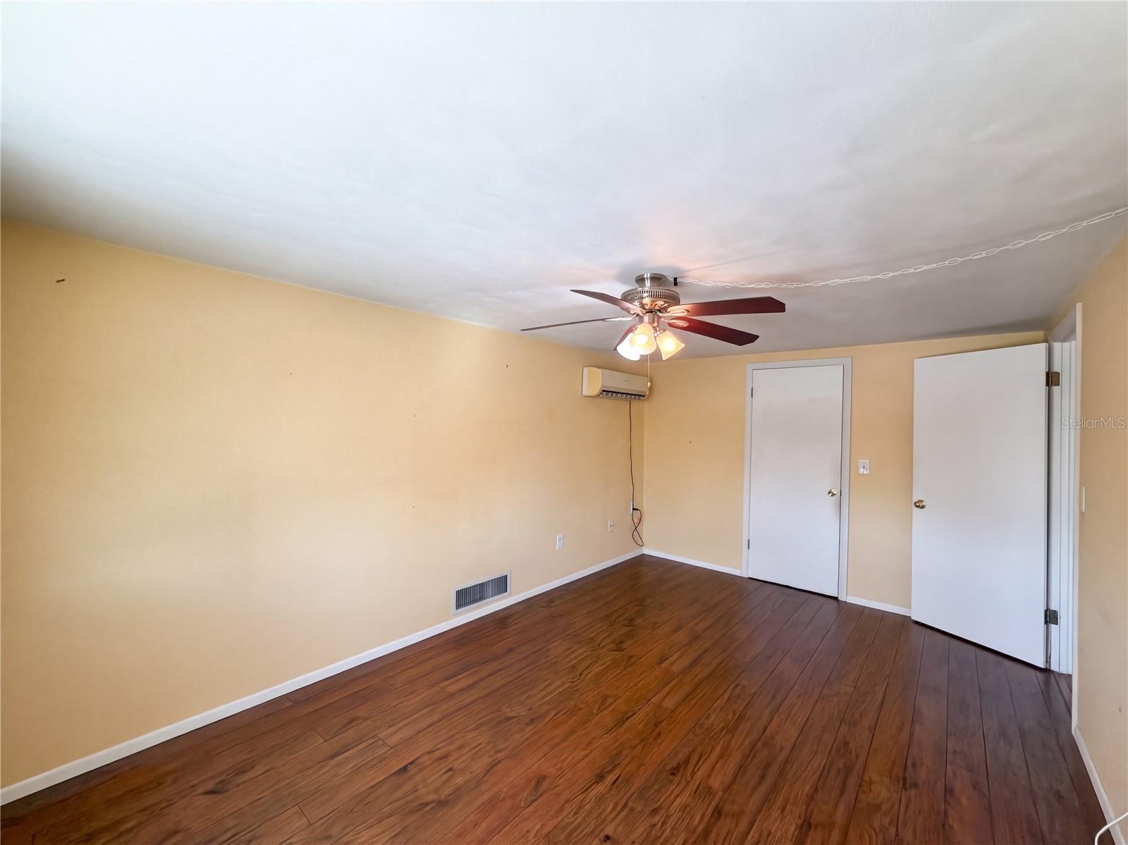 4111 WOODSVILLE DR