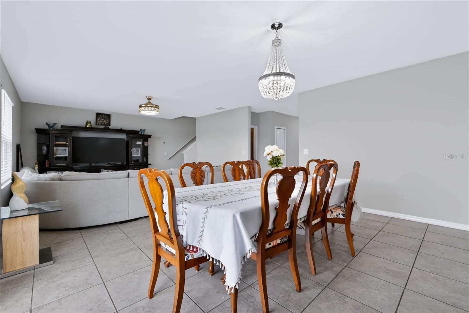 1711 BROAD WINGED HAWK DR