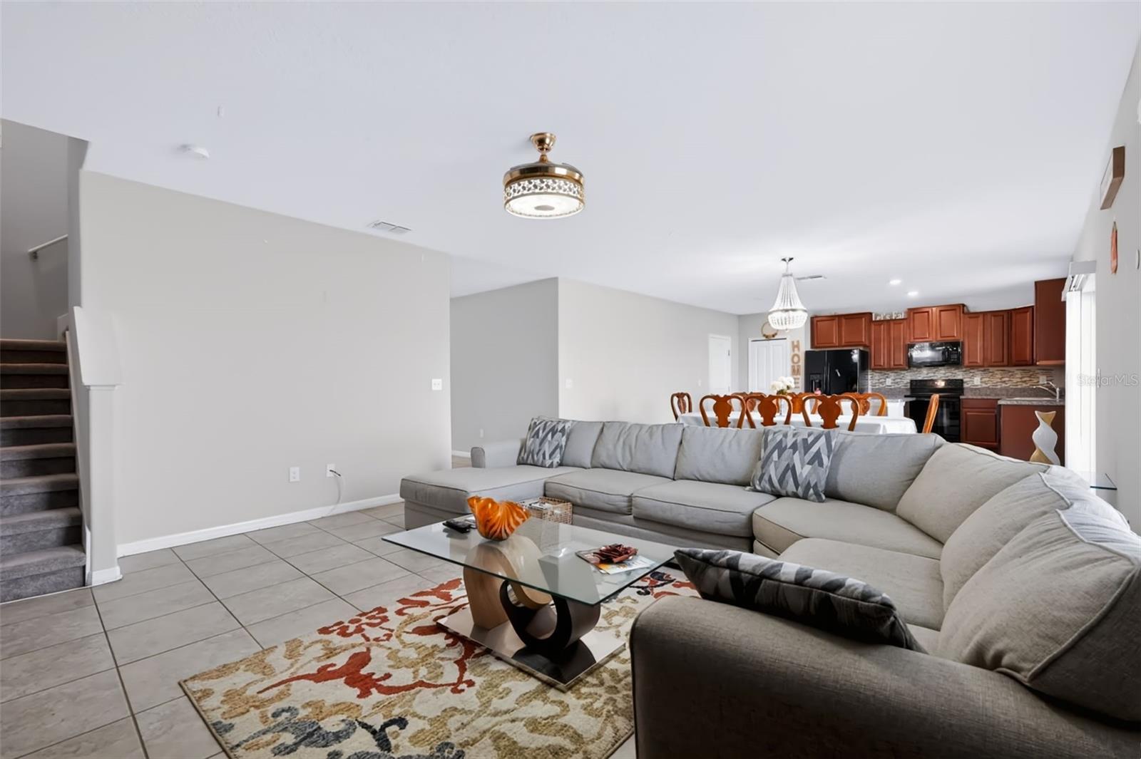 1711 BROAD WINGED HAWK DR