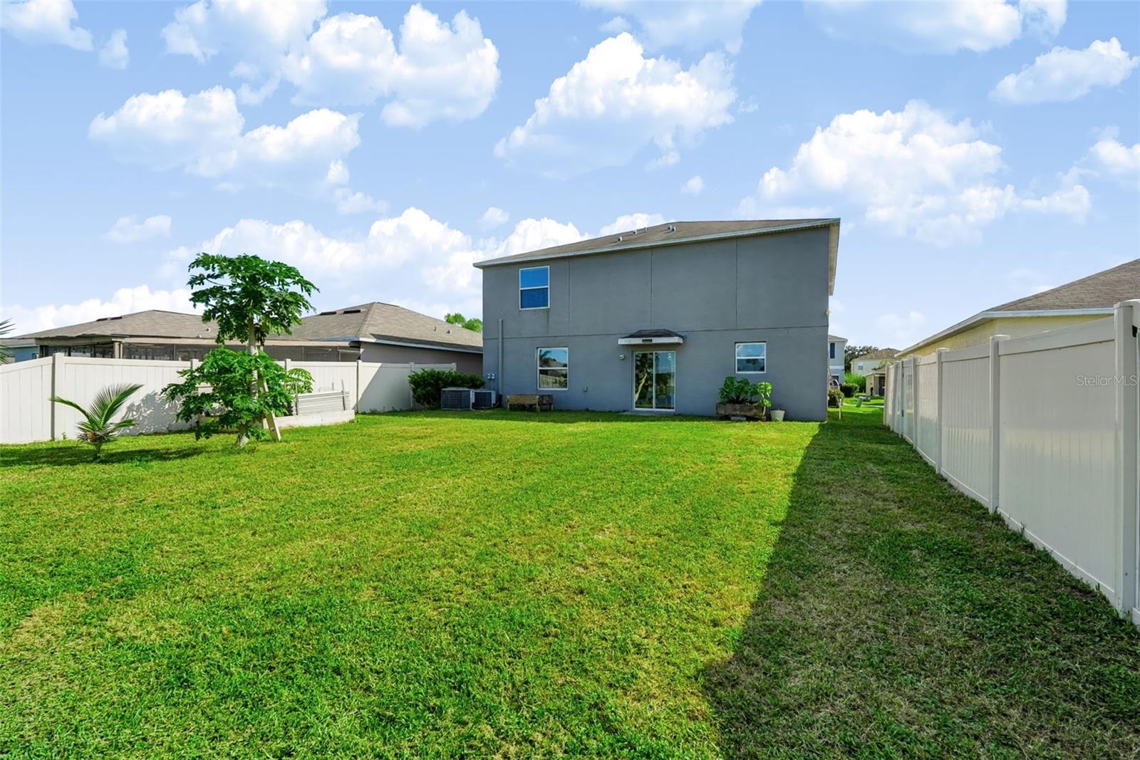 1711 BROAD WINGED HAWK DR