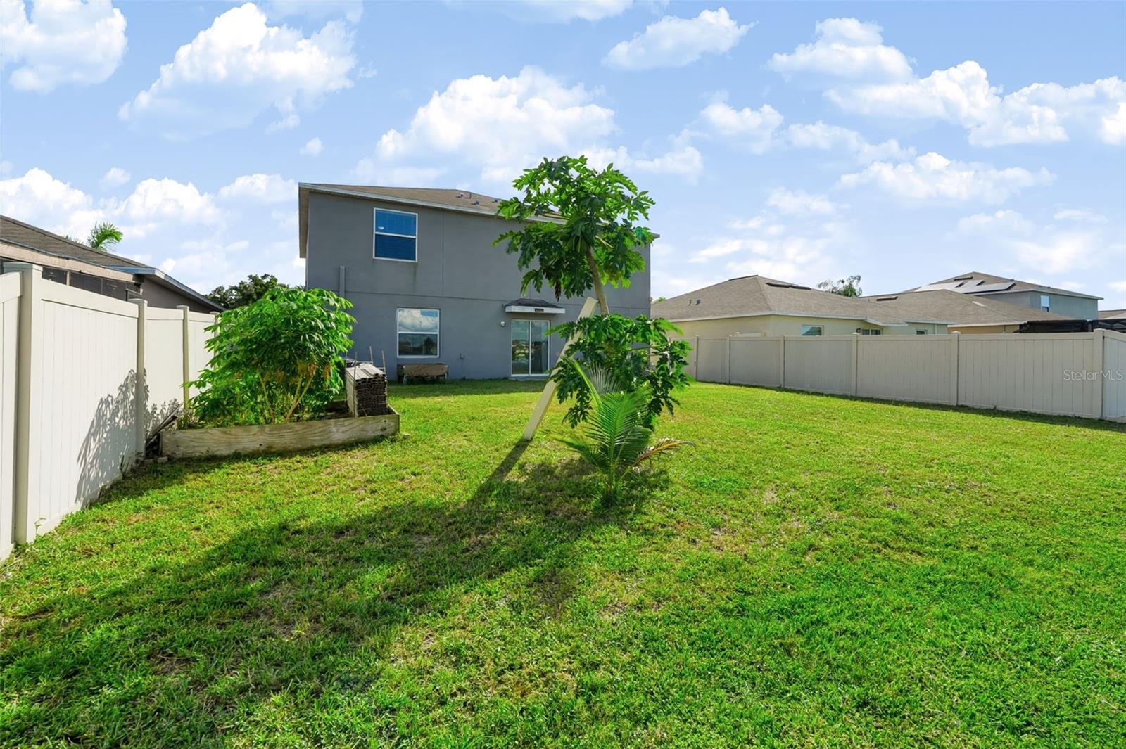1711 BROAD WINGED HAWK DR