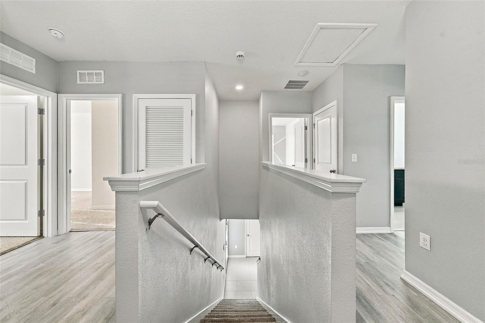 8028 PELICAN REED CIR