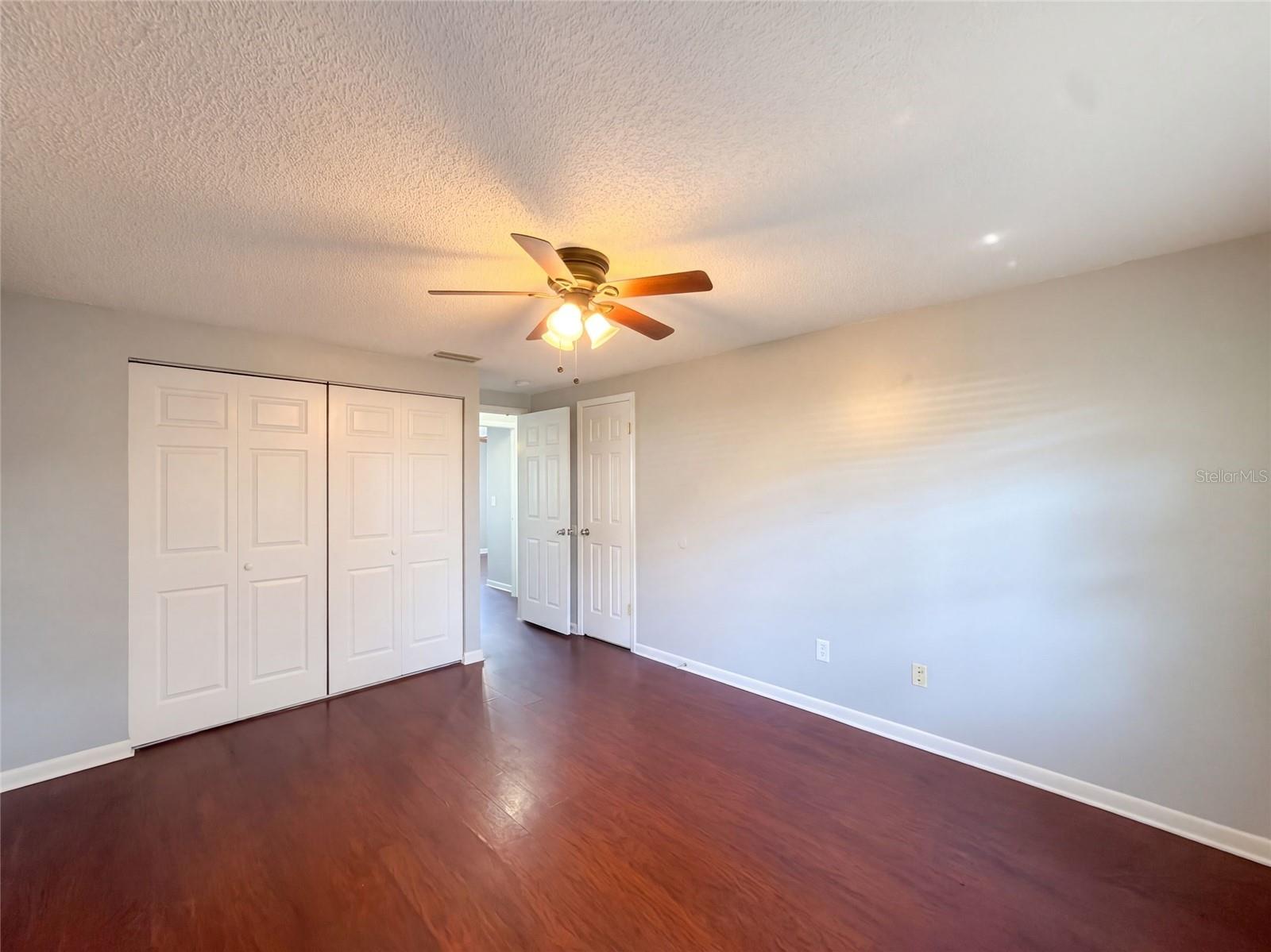 16005 WOODPINE DR