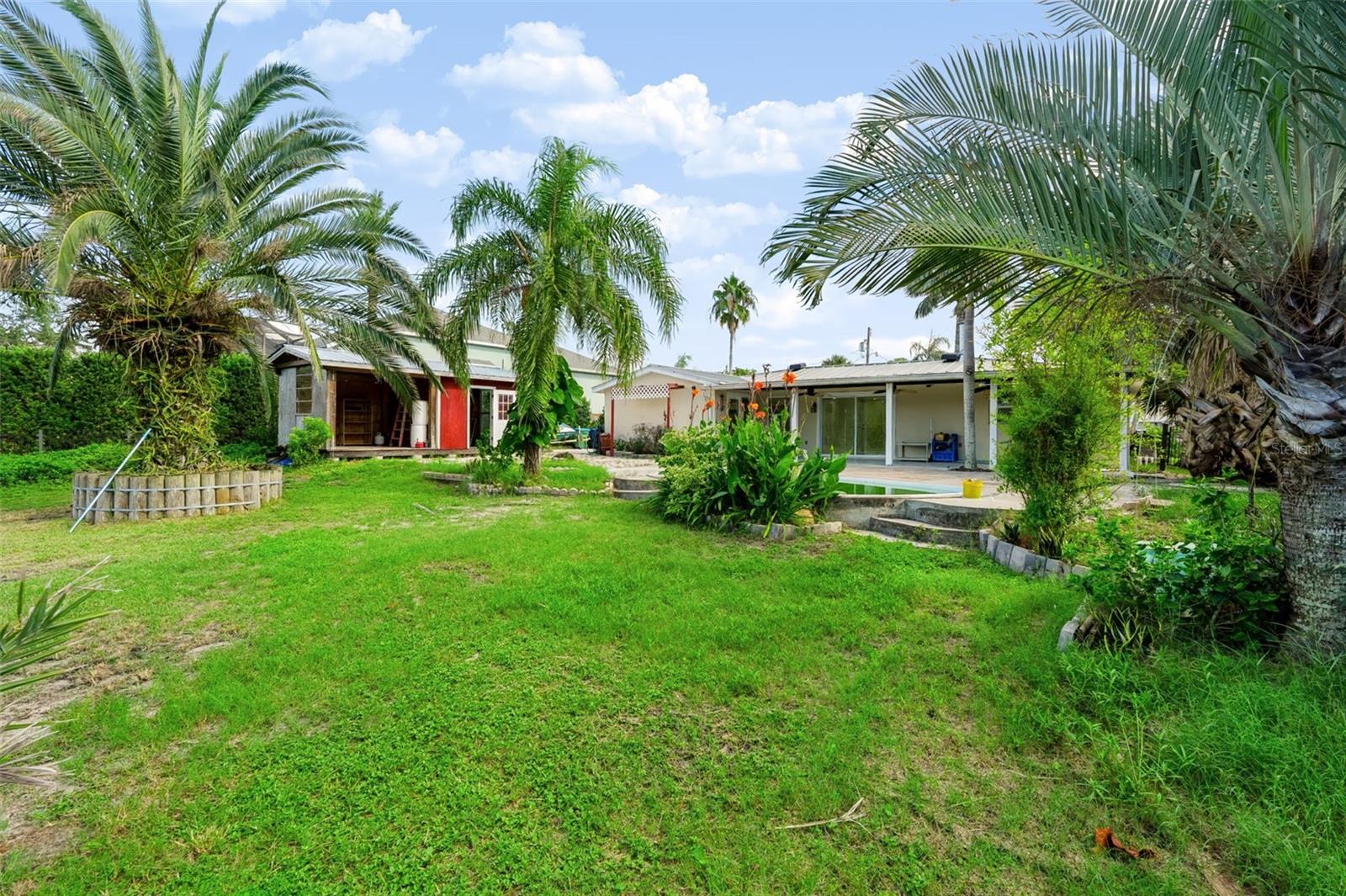 2123 BAYOU DR